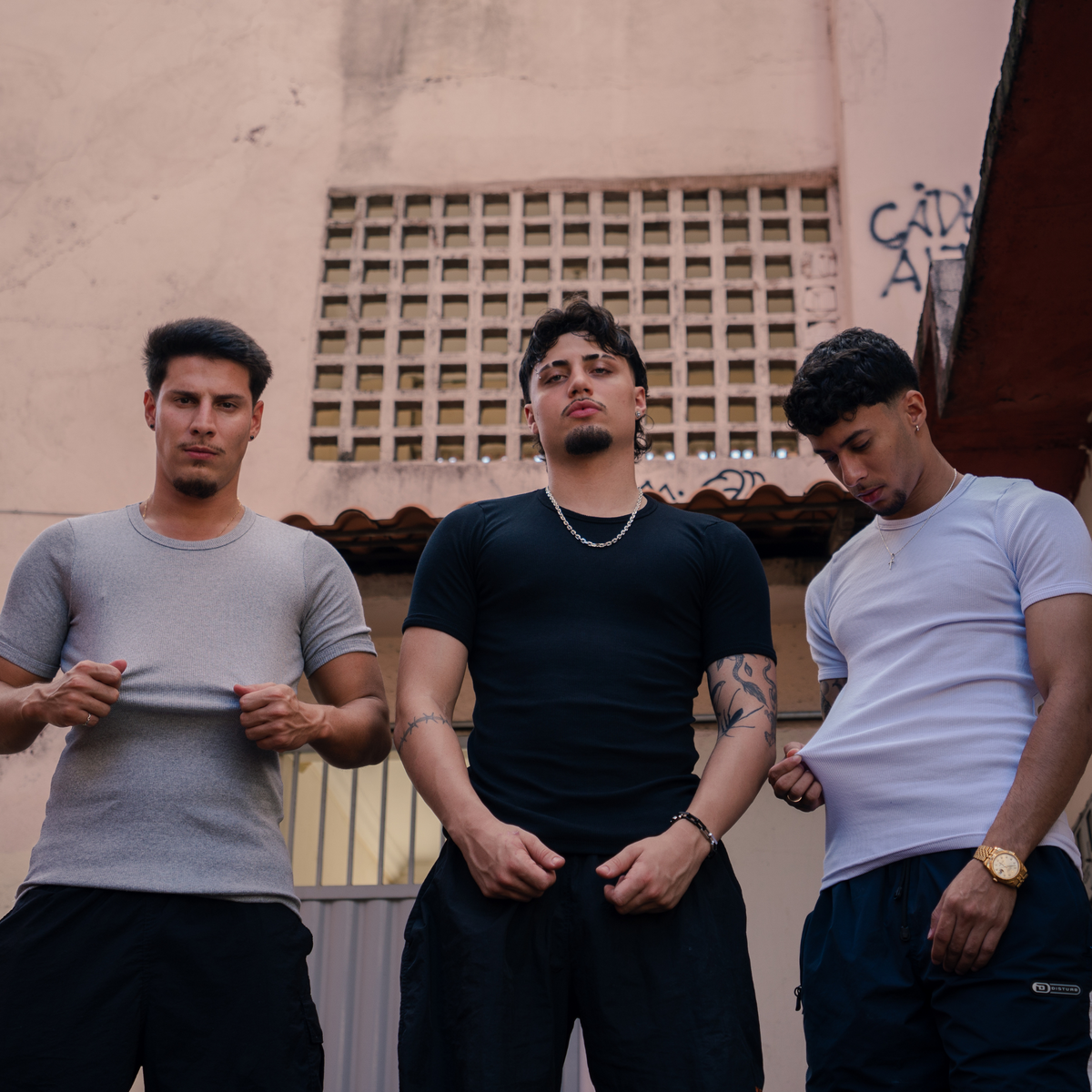 3x Camisetas Caneladas Slim - Basic Pack