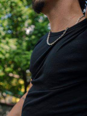 Camiseta Canelada Slim Preta